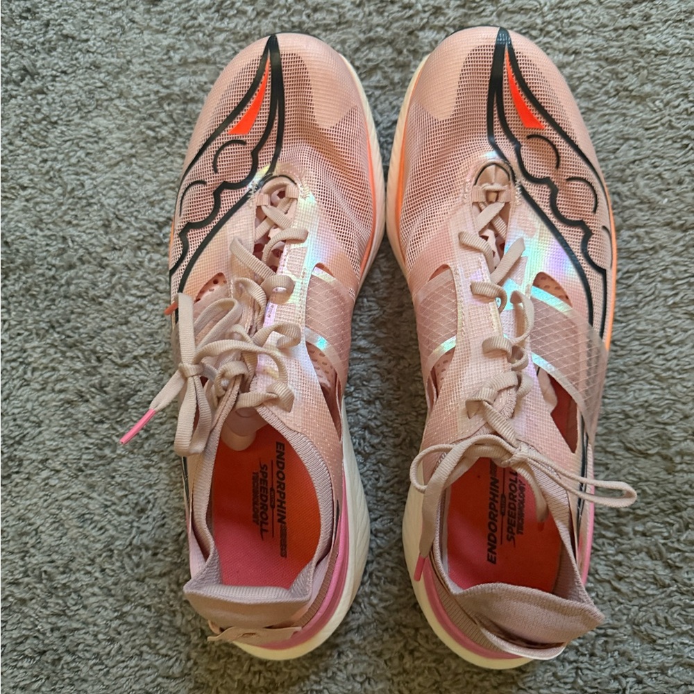 Saucony Endorphin Elite
